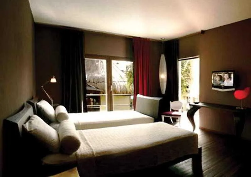 פלאייה דל כרמן Mosquito Beach Hotel 4*, פלאייה דל כרמן